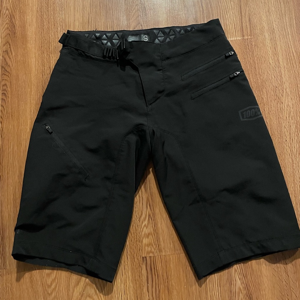 100% Black Mountain Bike Shorts Women’s Size Small